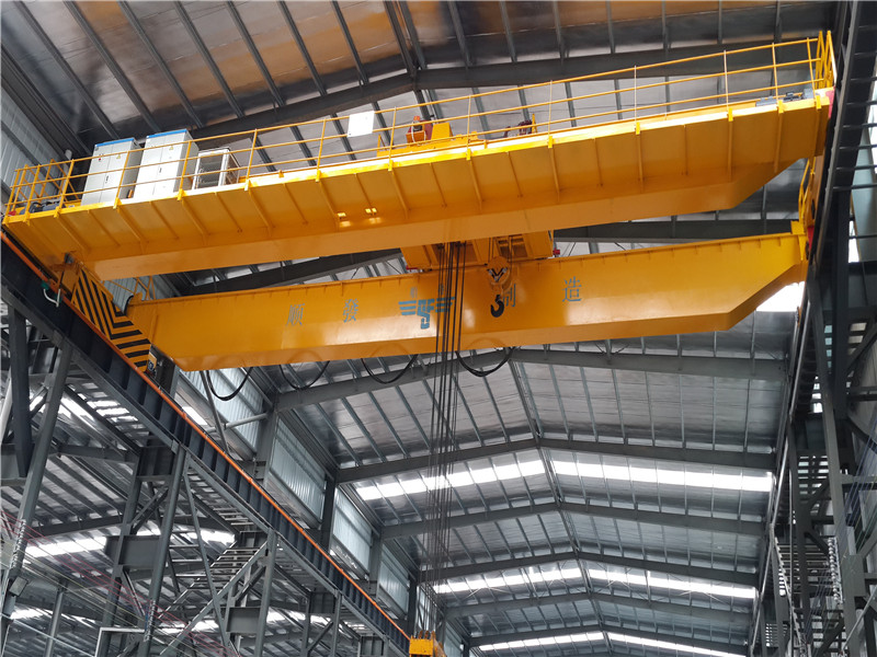 QD型通用橋式起重機(jī)-4.jpg QD型通用橋式起重機(jī)